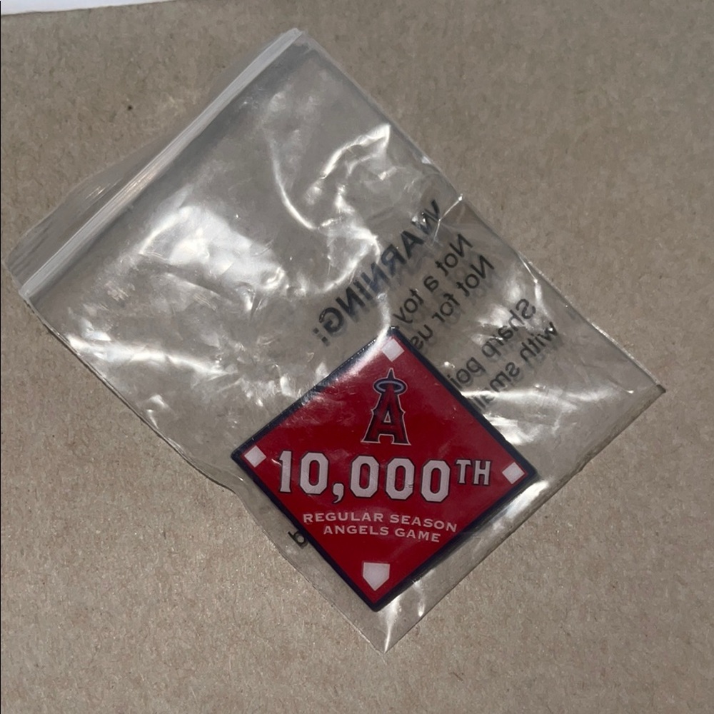 Los Angeles Angels Commemorative Pin for 10,000th Home Game - Anahiem